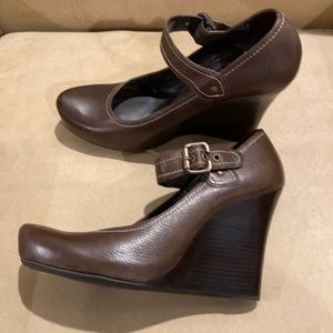 Via Spiga Brown Wedges